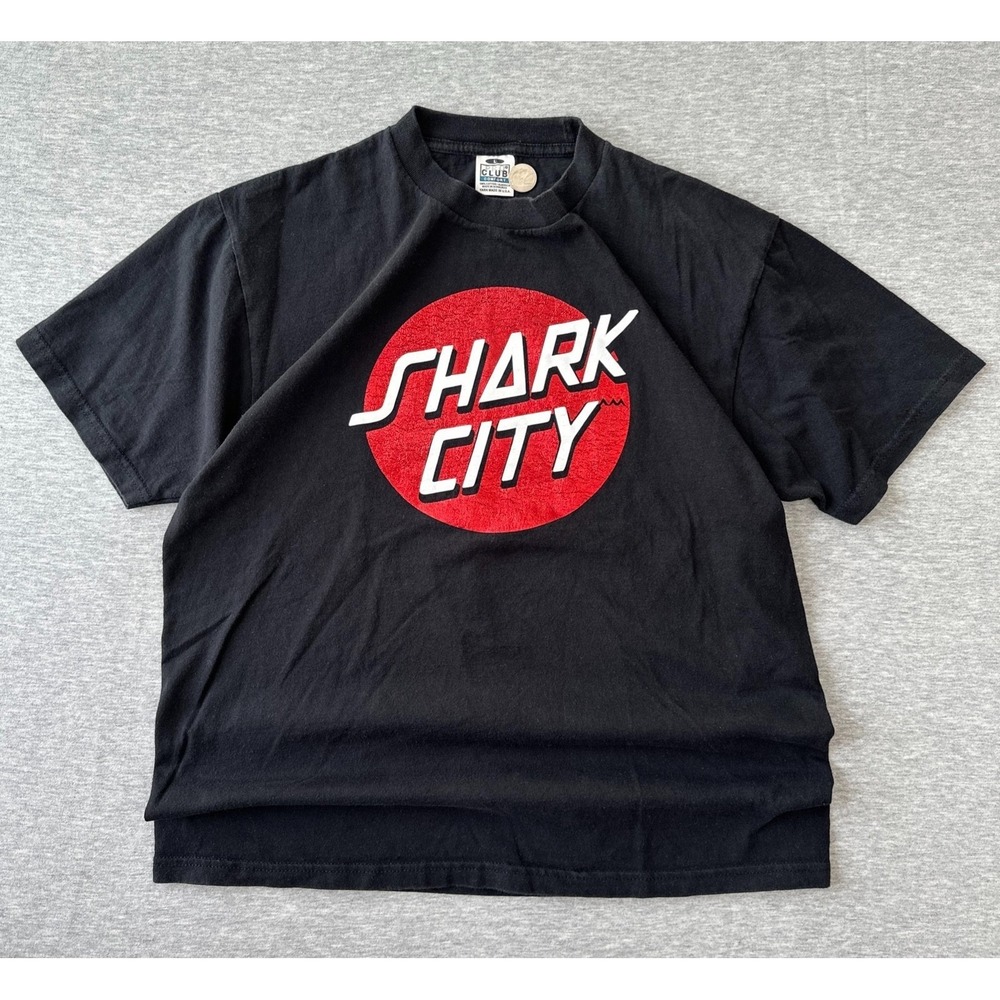 Shark City Vintage 90s Pro Club Comfort Graphic Tee Made in USA Yarn L